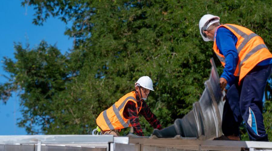 Expert flood damage restoration services in Curryville, MO